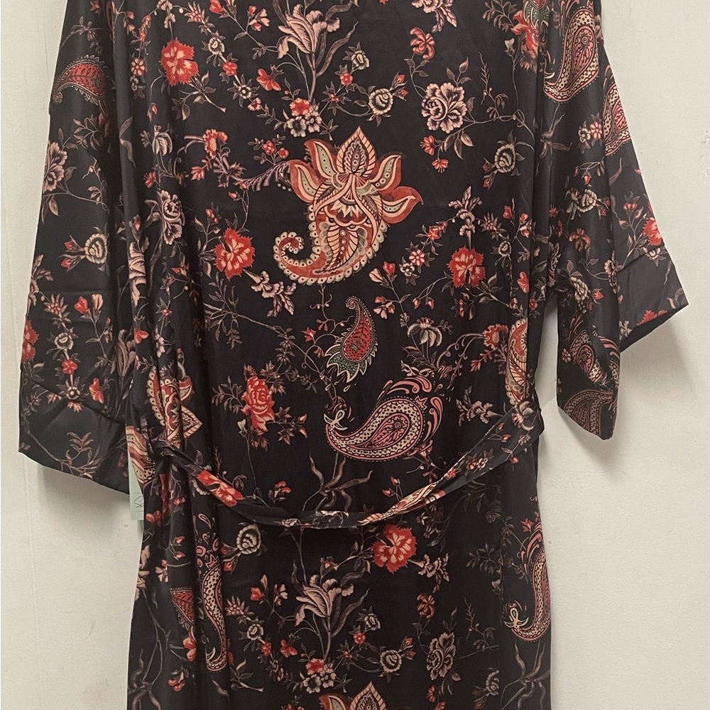 Paisley Robe - Picture 6 of 7